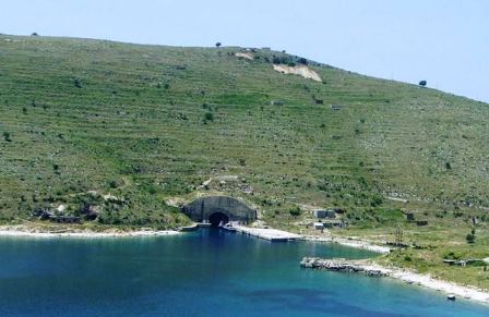 Lonely Planet, pervojat turistike me te vecanta te 2016-es, mes tyre edhe ishulli i Sazanit